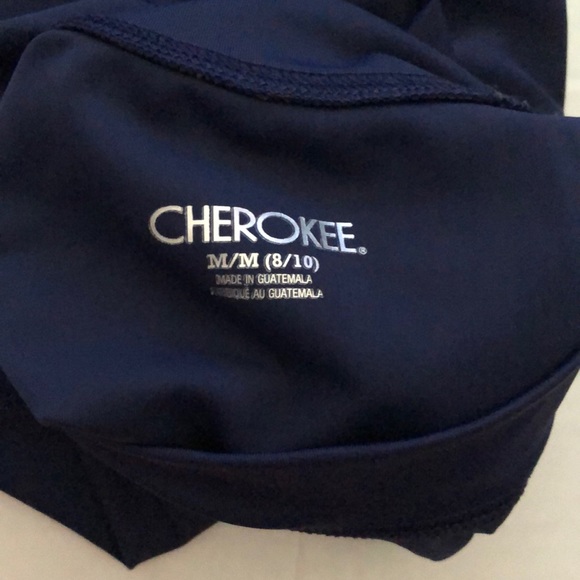 Cherokee Rashguard - Picture 3 of 3